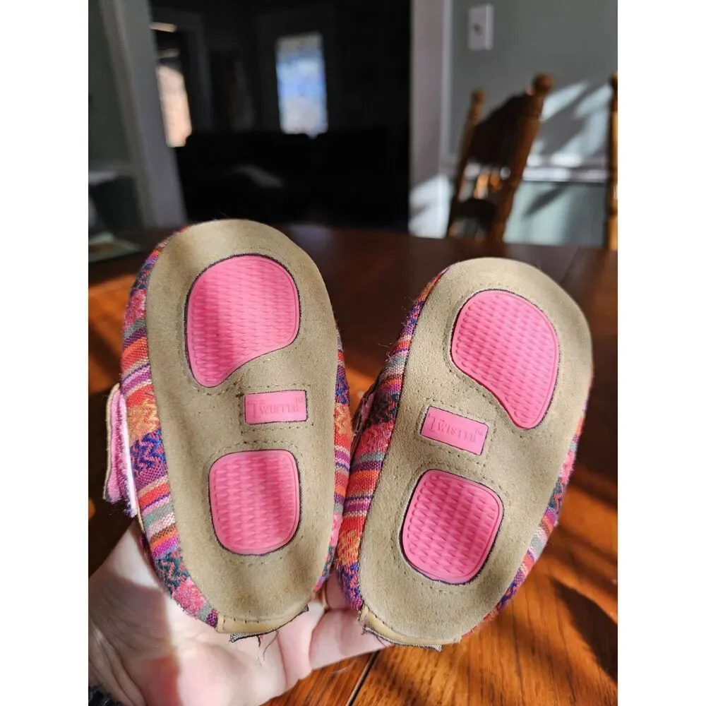 Baby Girl Baby Buckers Twister Moccasin Mocs Pink Serape Size‎ 4 (9-12 Months)